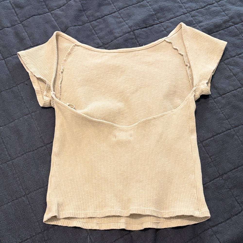 Tan Ribbed Short Sleeve Top - Picture 2 of 2